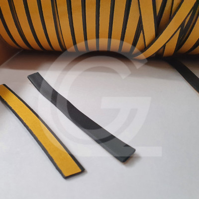 Tochtband sponsrubber | Kroonband glad| 2 x 10 mm | rol 200 meter